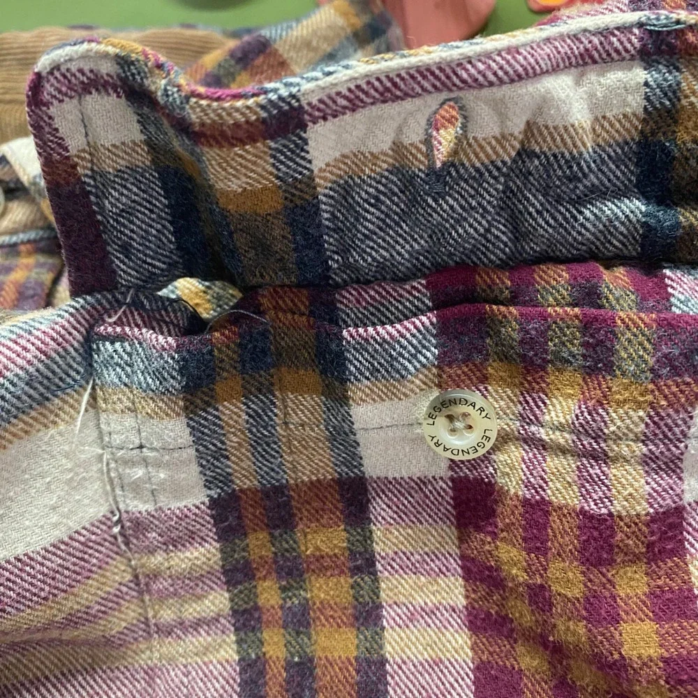 Legendary Whitetails Brown Camp Flannel Mens‎ Large Long Sleeve Button Up Grunge